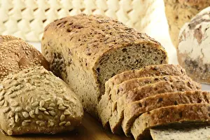 Breakfast Meal Ideas Drucke: Composition with bread and rolls on kitchen table