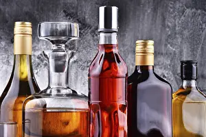 Composition With Carafe And Bottles Drucke: Composition with carafe and bottles of assorted alcoholic beverages