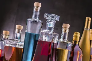 Composition With Carafe And Bottles Drucke: Composition with carafe and bottles of assorted alcoholic beverages