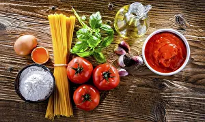 Food Photography Studio Setup Drucke: Composition with dried spaghetti