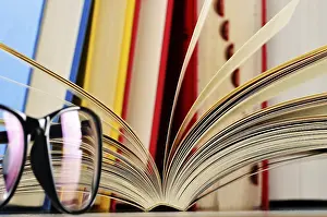 Deserted Library Table Drucke: Composition with glasses and books on the table