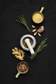 Ginger Root Nutrition Facts Drucke: Composition with mixture of peppers