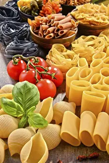 Kitchen Table Setup Drucke: Composition with variety of pasta on kitchen table