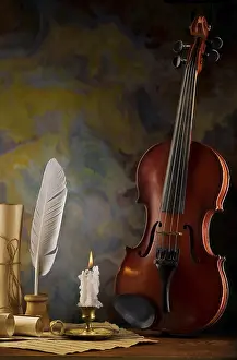Antique Music Instrument Drucke: Composition of violin and antique items