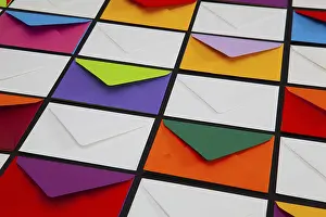Glazed Tile Background Drucke: Composition with white and colored envelopes on the table