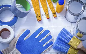 Zusammensetzung von Arbeitsfarbwerkzeugen auf Konzept der Blaupausekonstruktion.