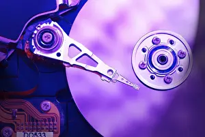Electronic Data Transmission Drucke: Computer hard drive