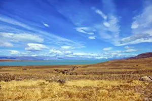 Deserted Grassland Scene Drucke: The concept of active and exotic tourism
