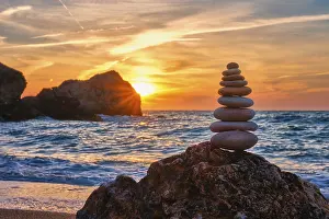 Stone Stacking Art Drucke: Concept of balance and harmony