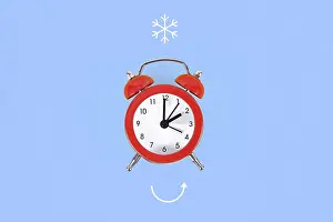 Time Management Concept Drucke: Concept for explaining winter daylight saving time with clock and arrow