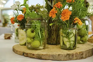 Festive Table Decoration Drucke: Concept of festive decoration of table
