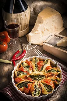 Grated Cheese Pasta Drucke: Conchiglioni