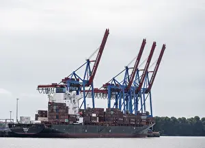 Northern Germany Logistics Drucke: Container ship, loading cranes and stacks of containers