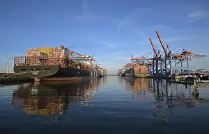 Container Terminal Burchardkai Drucke: Container ships, Container Terminal Burchardkai