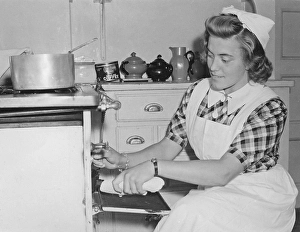Swedish Food Photography Drucke: Cooking in the 1940s