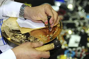 Traditional Arts And Crafts Drucke: Coppersmith at work, Morocco