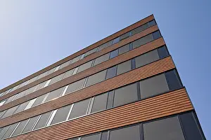 Modern Architecture Norway Drucke: Corner view of a modern building with large windows