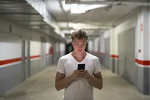Portrait Of A Man Drucke: In the corridor of storage warehouse