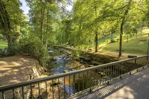 Central Europe Waterfronts Drucke: Course of the river Enz in summer