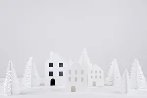 Deserted Castle Drucke: Crafted town with pine trees