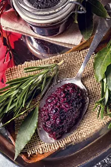 Leafy Vegetable Salad Drucke: Cranberry chutney with red beet