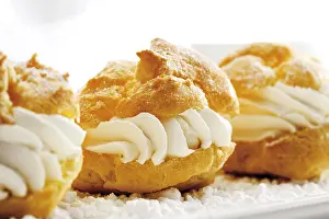 Calorie Counting Sweets Drucke: Cream puffs