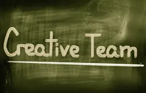 Contemporary Work Environment Drucke: Creative Team Concept