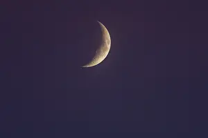Southern Germany Atmosphere Drucke: Crescent moon in the reddish evening sky
