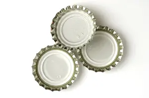 Cutout Image Drucke: Three crown caps