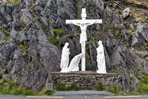 Wild Atlantic Way Scenery Drucke: Crucifixion scene on the cliffs