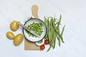 Crushed Beans Drucke: Crushed beans in shell, bush beans