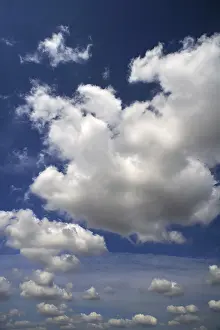 Eastern Germany Scenery Drucke: Cumulus clouds and altocumulus clouds