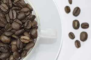 Coffee Bean Images Drucke: Cup of Coffee with Coffee Beans