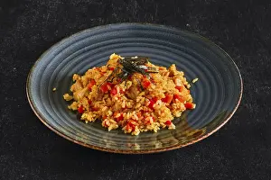Asian Cuisine Inspiration Drucke: Curry risotto with chicken and bell pepper