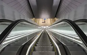Architectural Styles Of Modern Buildings Drucke: Cutout of multiple escalators in a train station