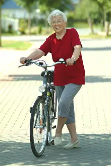 Female Cyclist Drucke: Cyclist