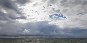 Dramatic Cloudscape Photography Drucke: Dark clouds above the Baltic Sea