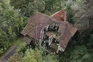 Deserted Buildings Drucke: Decay
