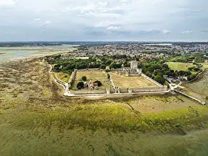 British Architecture Photography Drucke: DefaultPortchester Castle from drone