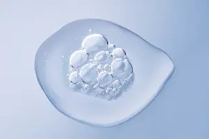 Skin Care Products Drucke: A delicate arrangement of clear