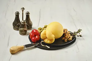 Southern European Cuisine Drucke: Delicious pulled scamorzza cheese on a plate