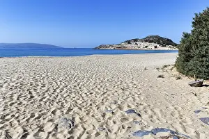 Deserted Beach Greece Drucke: Deserted dream beach in spring