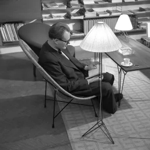 Black And White Interior Photo Drucke: The designers of the Swedish String shelf