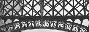 Eiffel Tower Close Up Drucke: Detailed view of the Eiffel Tower