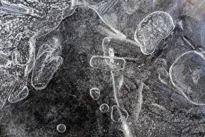 Close Up Ice Crystals Drucke: Details, shapes and structures of ice