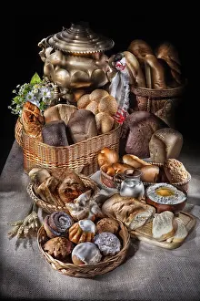 Baked Goods Drucke: Different kinds of bread on a canvas studio background