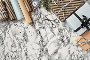 Festive Gift Wrapping Ideas Drucke: Different sizes, colorful, striped and plain