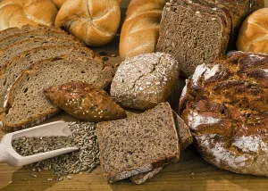 Baked Goods Nutrition Drucke: Several different types of bread