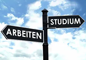 Education Work Drucke: Direction sign working or study