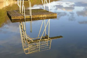 Recreational Activity Spot Drucke: Diving platform. Reflection of a jump tower